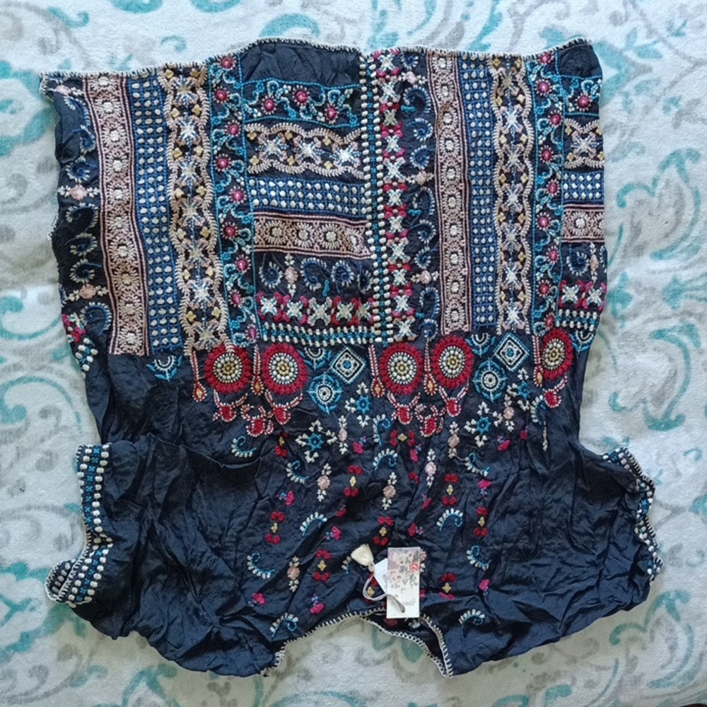 Women's shirt